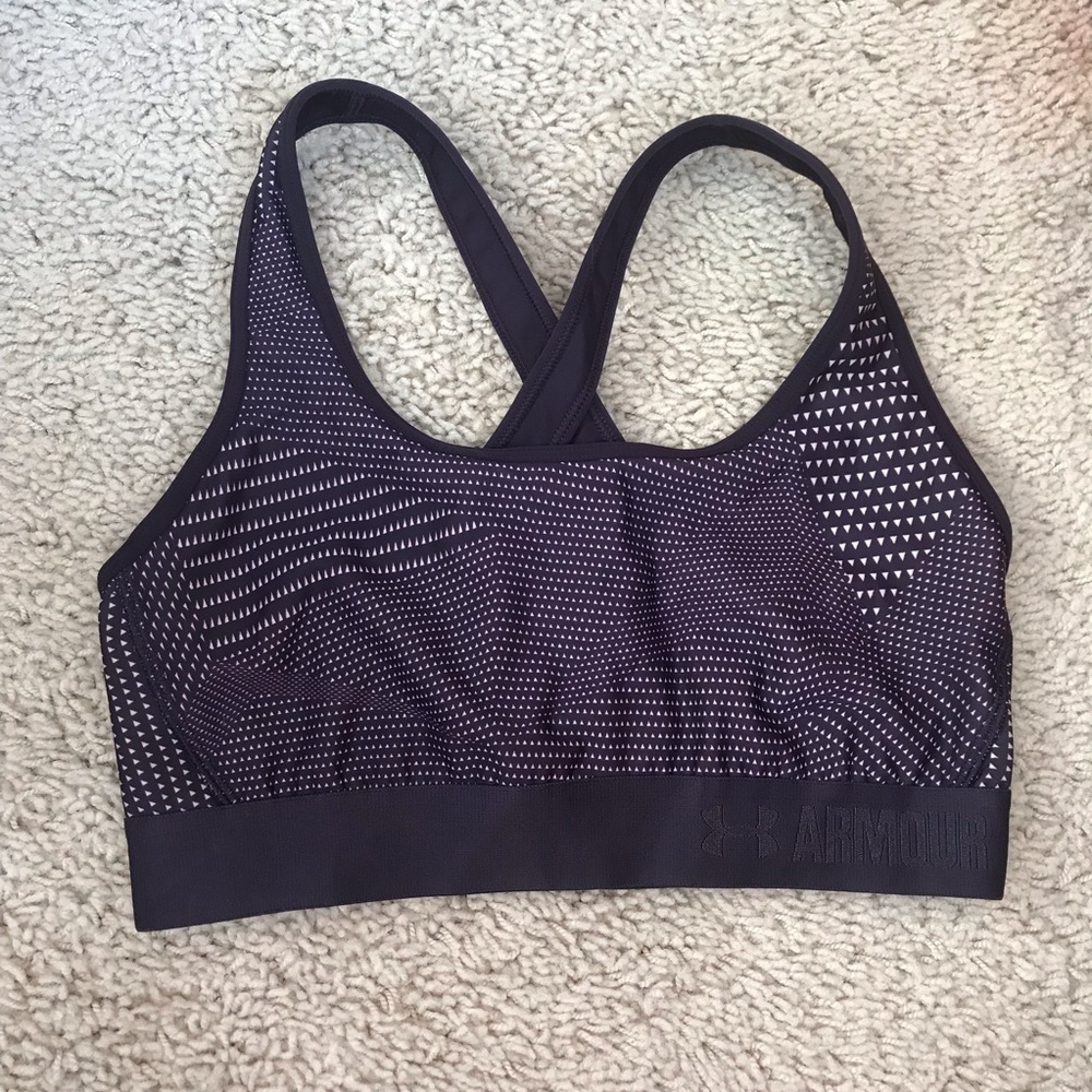 Under Armour Sports Bra- Size medium